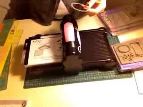 Scrapbooking: scopriamo le fustelle framelits