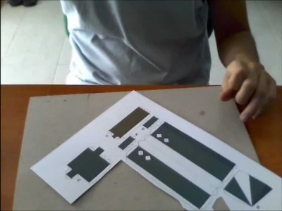 TUTORIAL - Come realizzare un Papercraft (Zack di Final Fantasy VII)