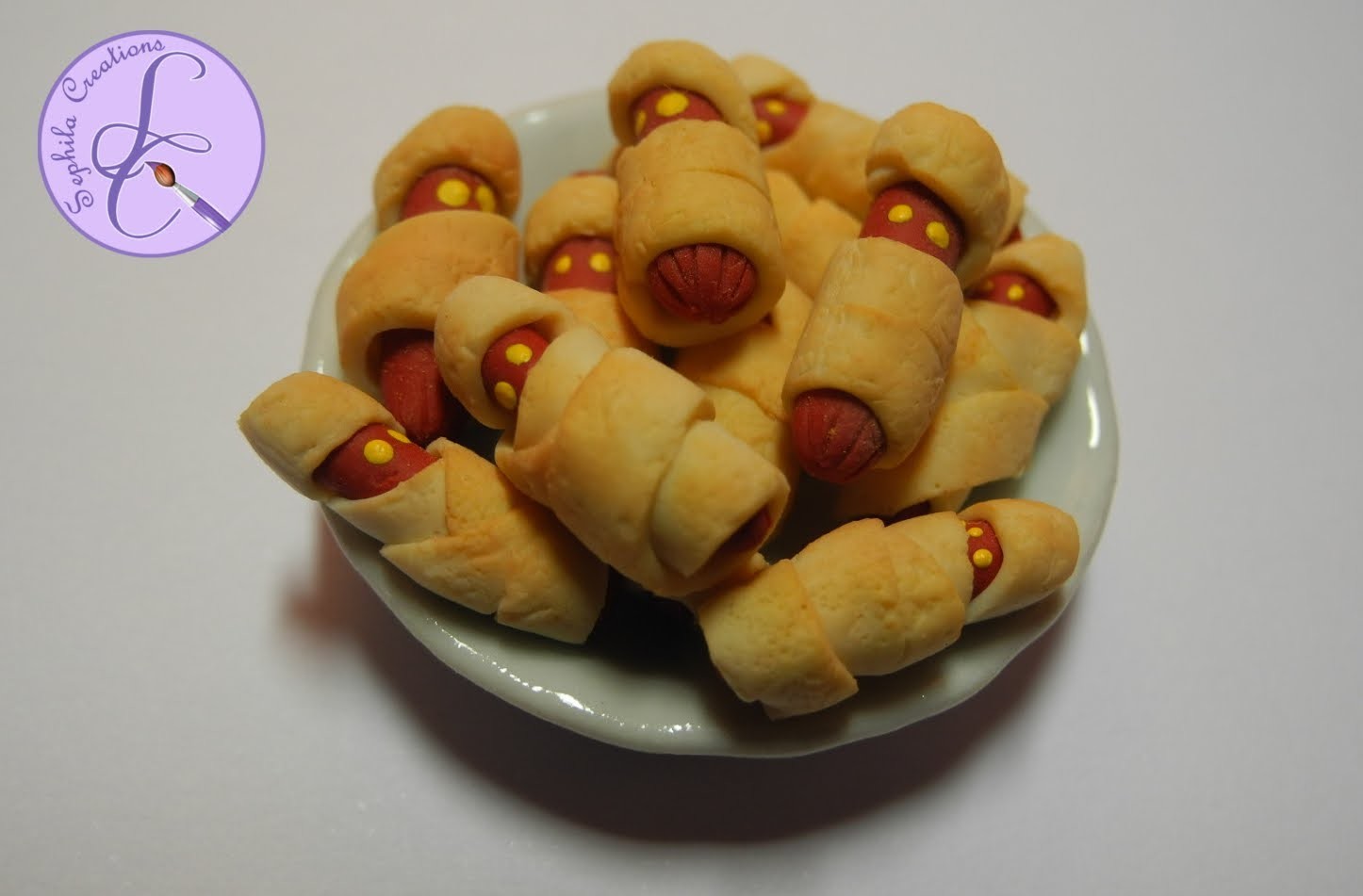 Tutorial: Hot-Dog mummia in fimo per Halloween (hot-dog mummies in polymer clay) [eng-sub]