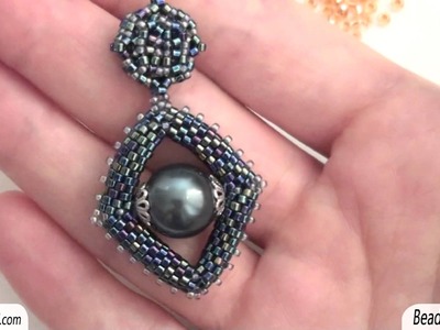 Sarubbest: orecchini pendenti realizzati con perline Delica, Rocailles e perle Swarovski Sarubbest