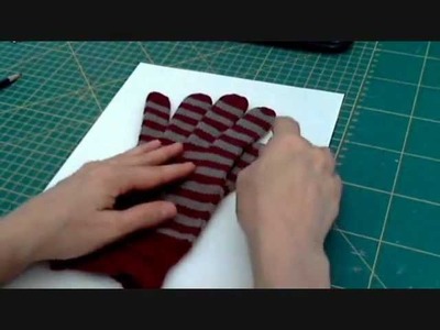 Tutorial riciclo: da calzamaglia a guanti con dita