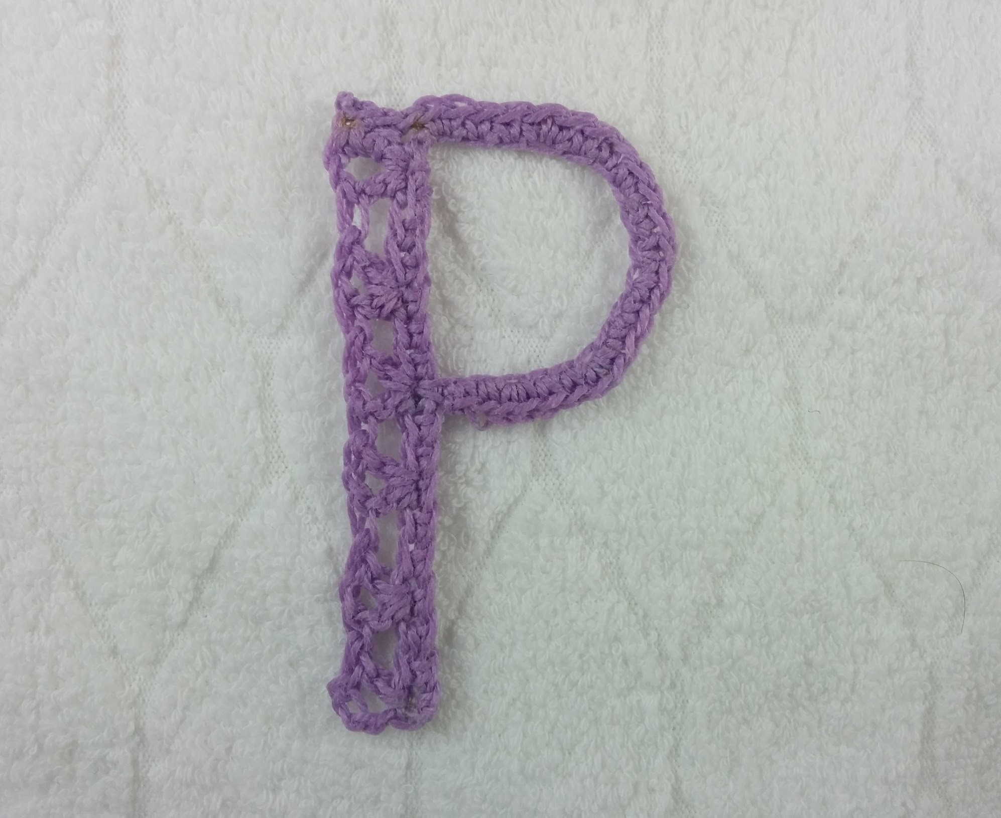 Alfabeto all'uncinetto: lettera P - Crochet Alphabet: letter P