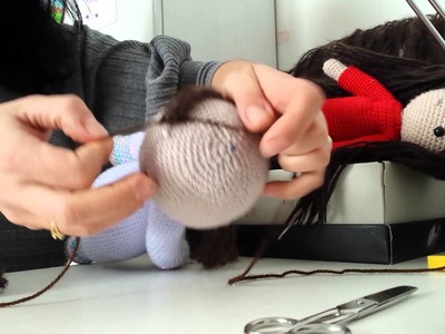Come fare un parrucca per bambola amigurumi