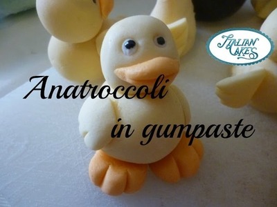 Decorazioni per torte: anatroccoli in pasta di zucchero (gumpaste ducks) by ItalianCakes