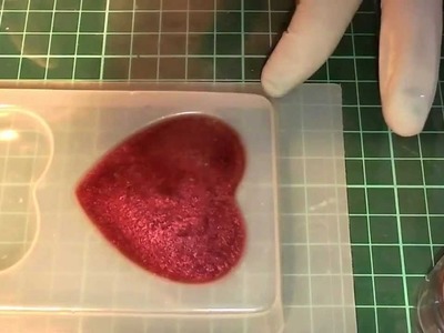 Tutorial come  usare la resina per creare gioielli e bigiotteria (prima parte)