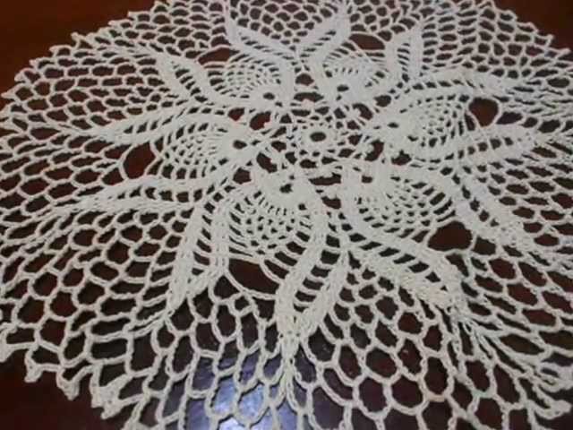 Uncinetto e ricami Flò (Crochet Embroidery)
