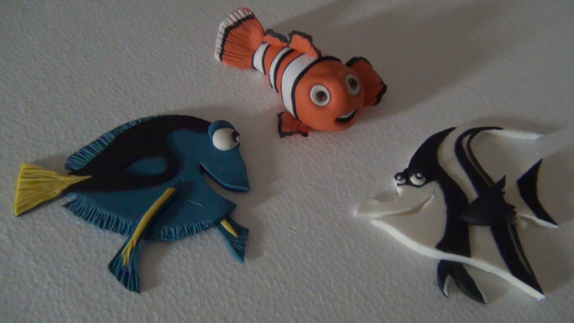 Tutorial Nemo e amici  in pasta di zucchero, Clownfish Toppers Nemo