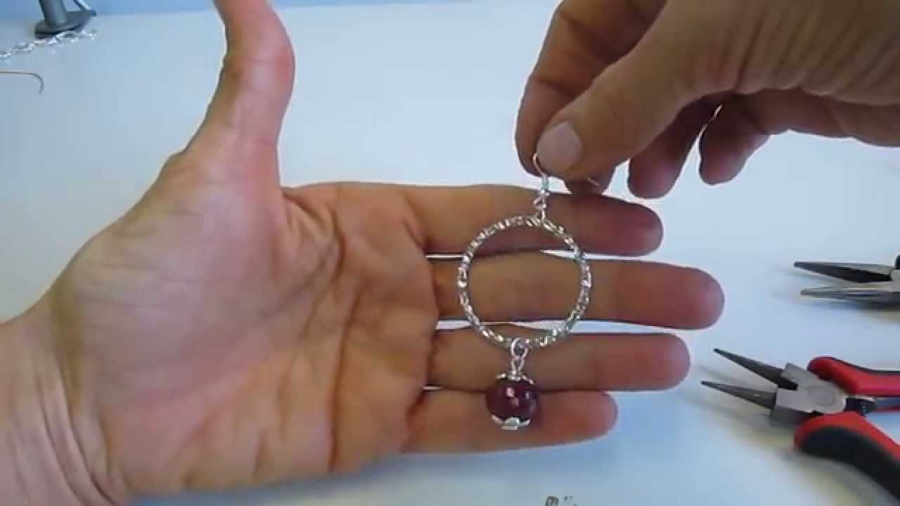 Tutorial semplice semplice di elisir - orecchini a cerchio con radice di rubino