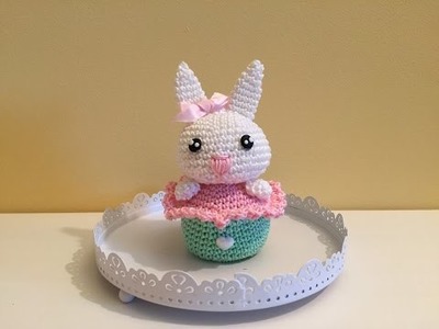 Coniglietto cake amigurumi (tutorial).How to crochet rabbit cupcake amigurumi