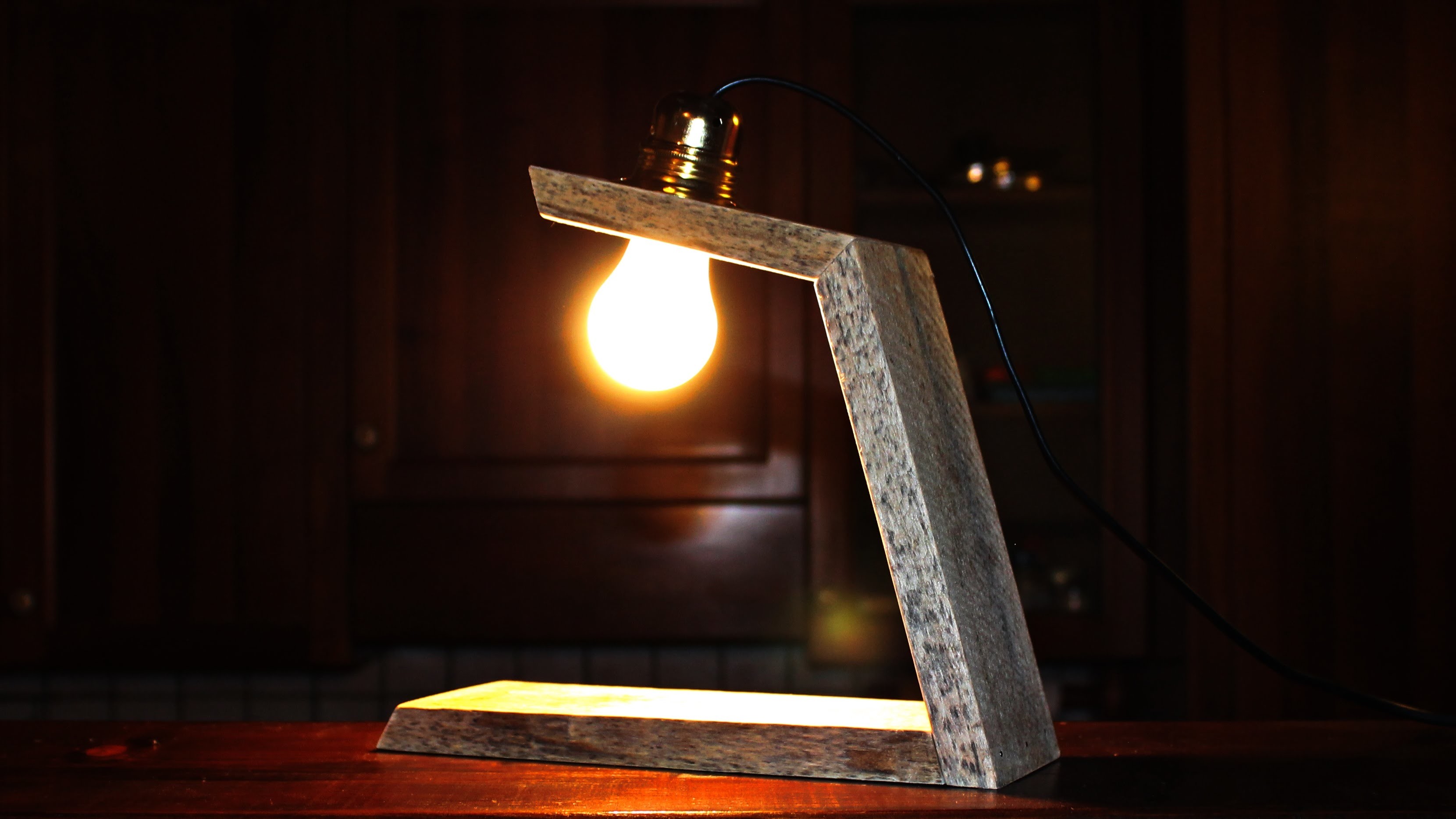 Wooden Lamp - Lampada in legno Fai Da Te DIY