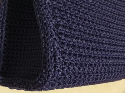 Tutorial - Come cucire i laterali ad una borsa uncinetto - Crochet