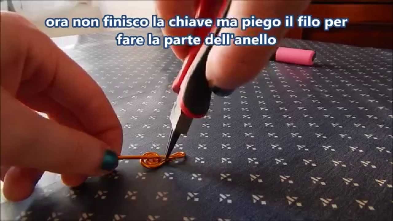 Anello regolabile fatto a Chiave di Violino in filo metallico - Tutorial