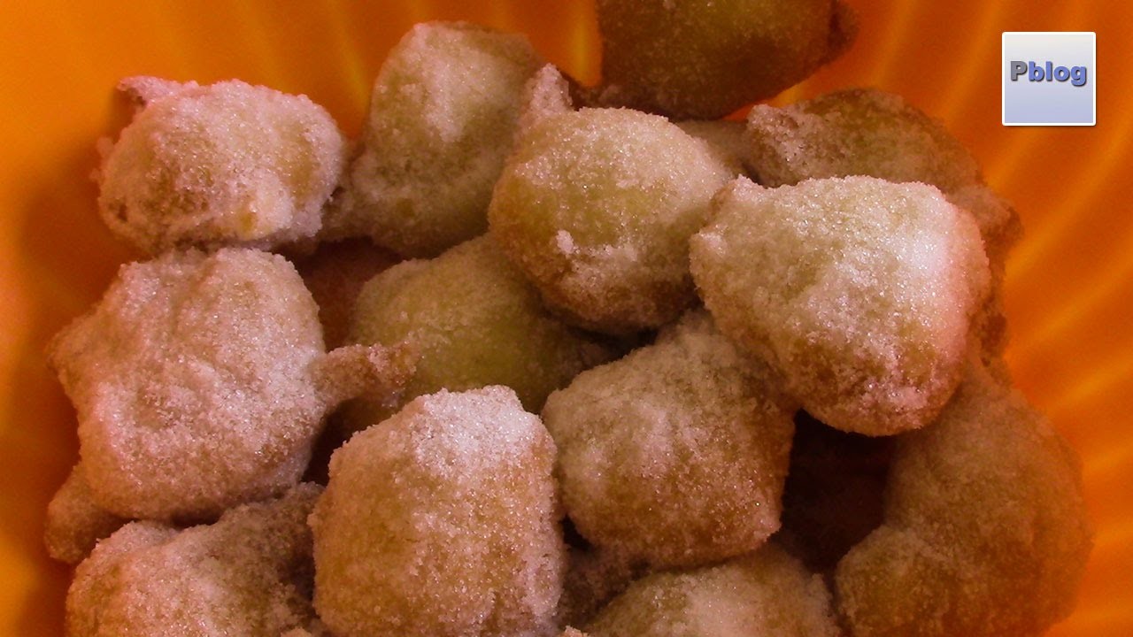 Sfinci Siciliane Fritte (frittelle dolci zuccherate)