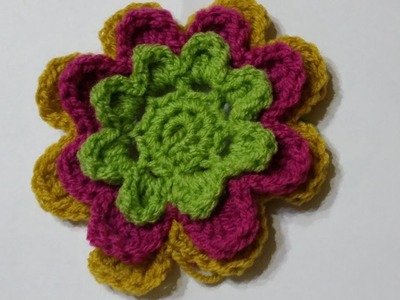 Fiore  3D all'uncinetto.3D crochet flower.Flor del ganchillo 3D