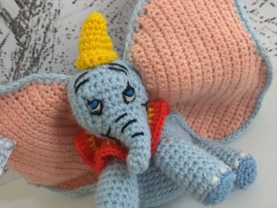 Elefantino Dumbo amigurumi uncinetto. amigurumi crochet elephant dumbo