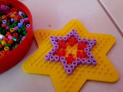 Tutorial- come realizzare una stella in pyssla.hama beads