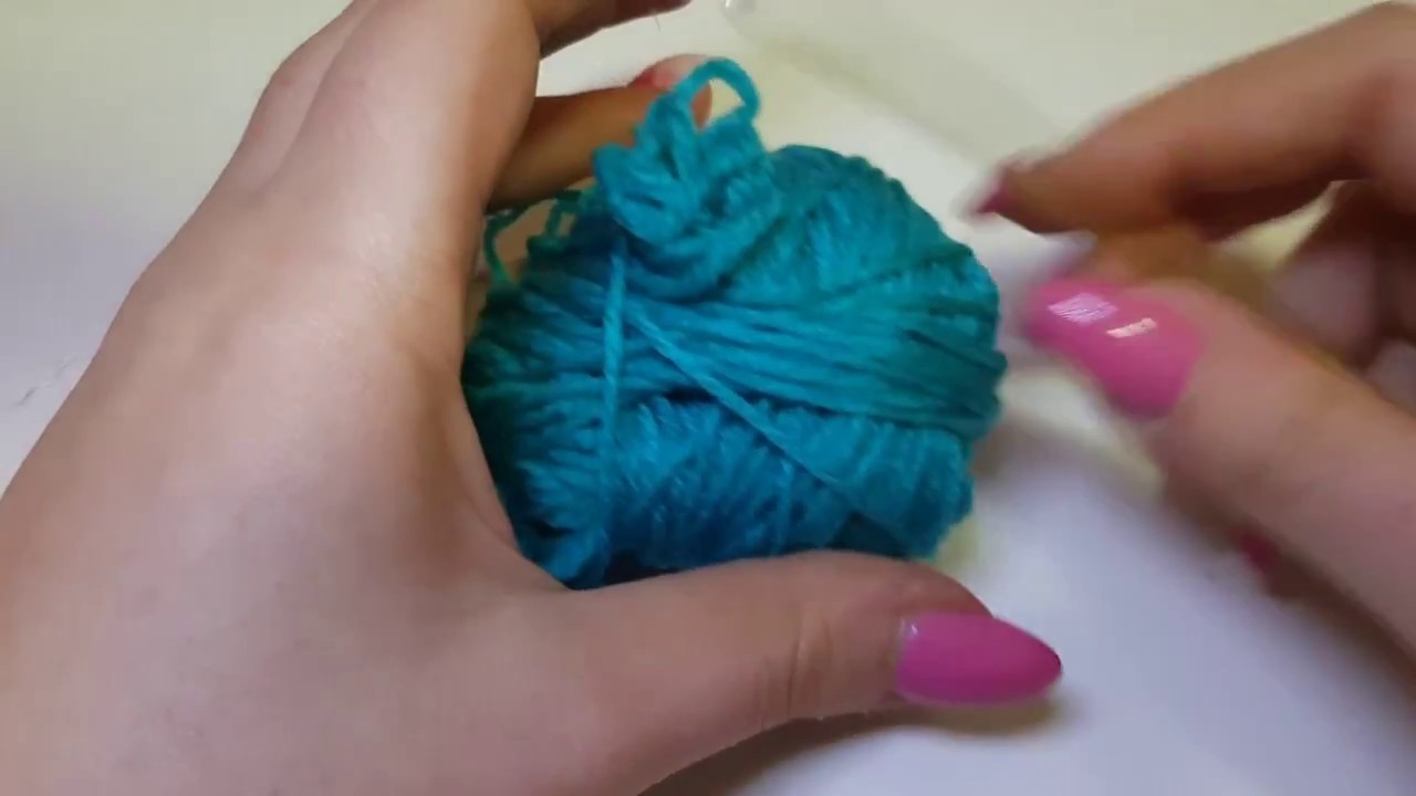 Lezioni di UNCINETTO - come fare le CATENELLE - Crochet lesson number 1