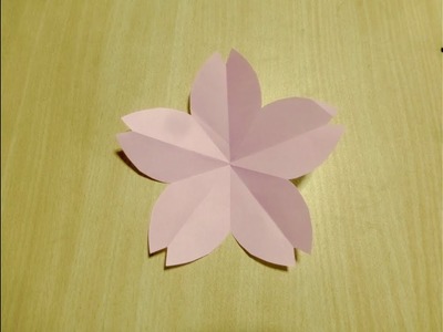 Come fare Fiori di ciliegio. Origami. L'arte di piegare la carta.