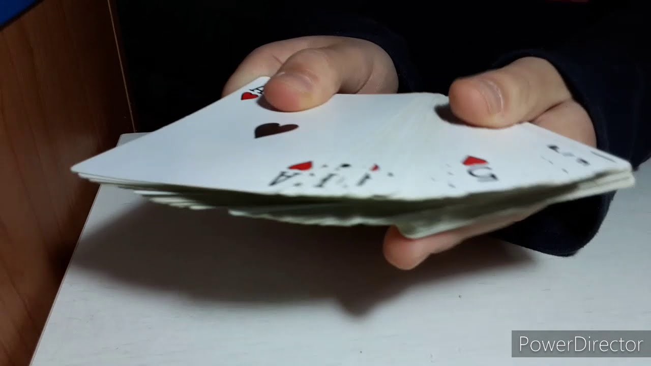 Come fare il gioco dei 4 assi (gioco di magia)