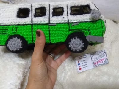 Amigurumi Bus verde T1 furgoncino uncinetto crochet