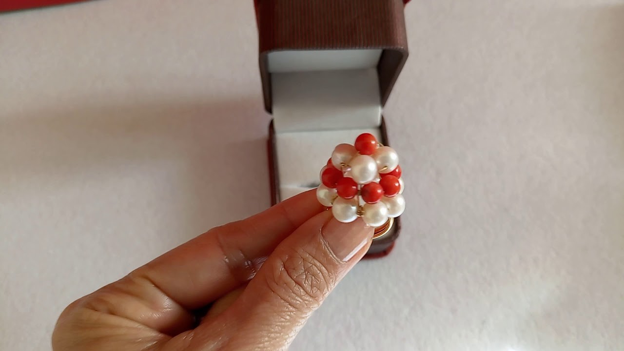 San Valentino. Il regalo più bello. Anello di Perle e Coralli