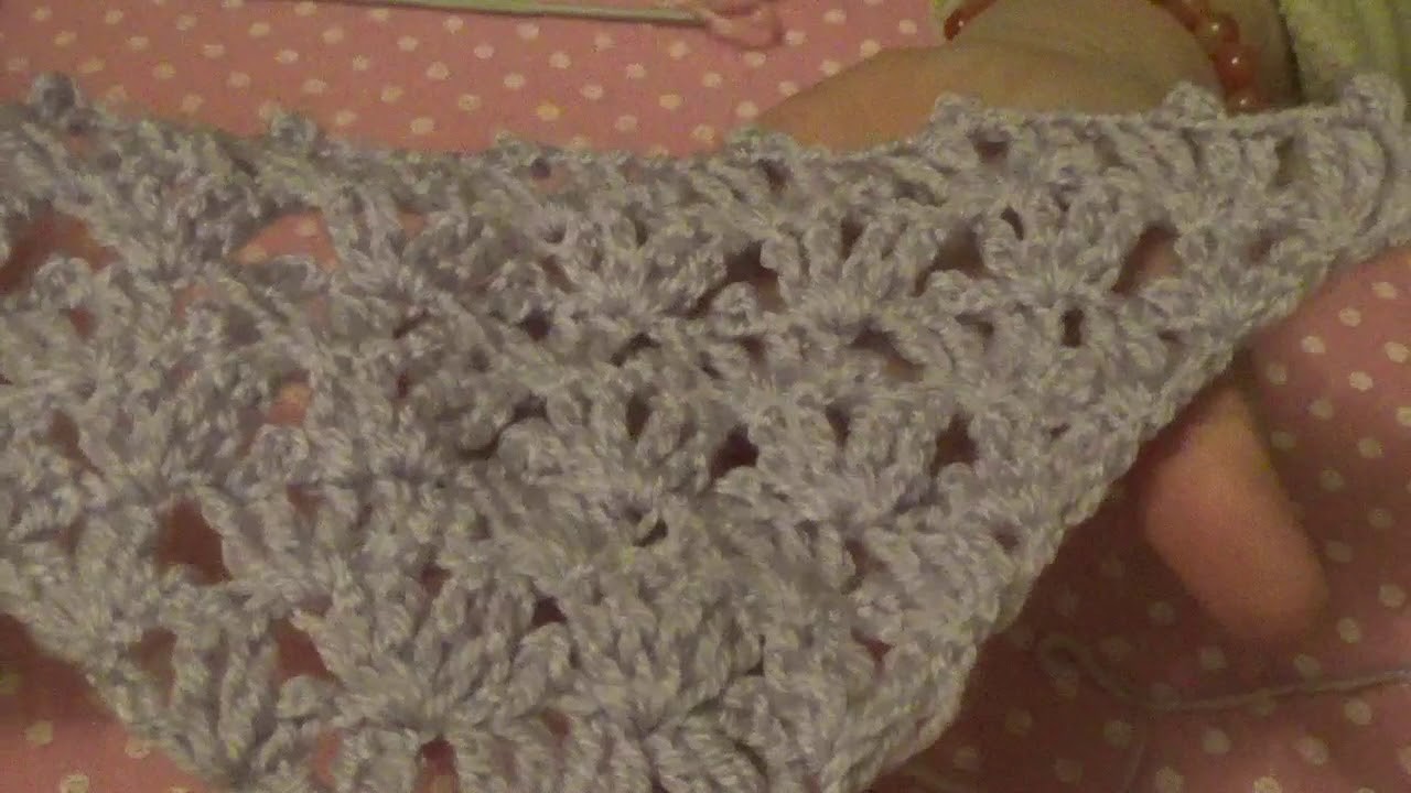 Tutorial a crochet di scialle a V con punto AMPLIATO