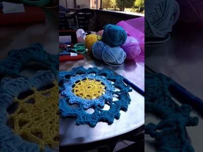 Formella crochet ????☕il tempo di un caffè e qualche chiacchiera tra umane ☀️????️bar di paese lovvo ❤️