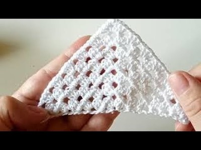 Crochet mattonella triangolare forata granny