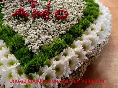 Cuore di fiori personalizzato per San Valentino
