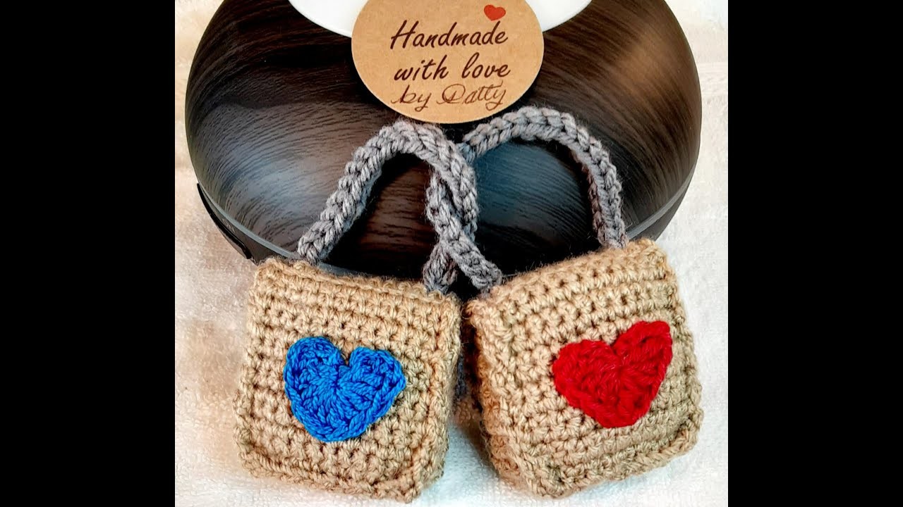 Candados del Amor a crochet.Crochet Love Padlocks