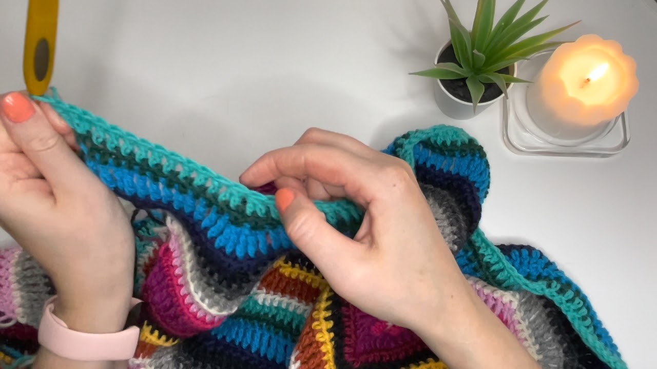 Crochet zig-zag blanket