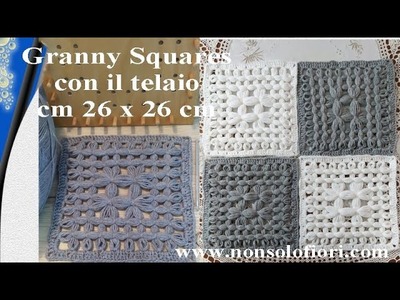 Granny squares con il telaio cm 26 x 26 cm #grannysquares #telaio #telaiouncinetto #copertauncinetto