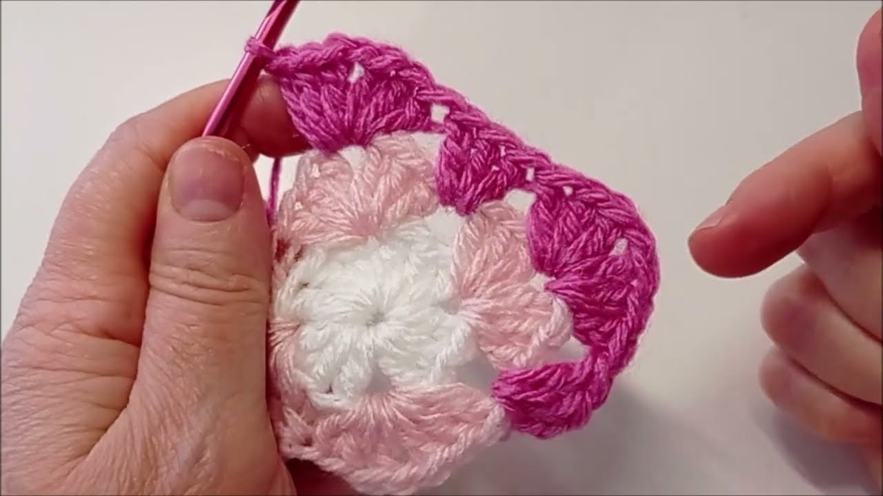 Mattonella Granny  Crochet * SPIEGAZIONI PASSO PASSO *