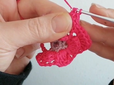 #mattonella #granny #rosa a rilievo  #uncinetto #stella_megna83 #crochetétoilcreazioni