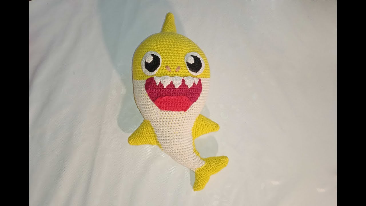 Baby shark amigurumi uncinetto gioco bambini